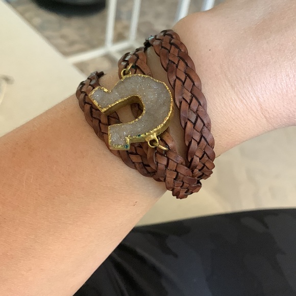 Shimmery Stalagmite Horseshoe Wrap Bracelet - Picture 6 of 7